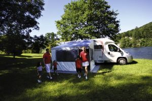 ROLETA MARKIZA FIAMMA ZIP 450 MEDIUM SZARA Z NAMIOTEM