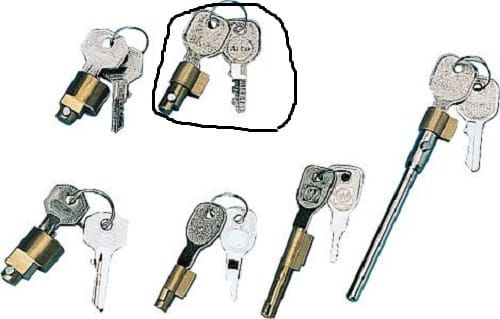 Cylinder zamka z kluczykiem do zaczepu AK13 do 1.600kg  