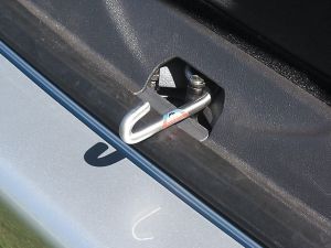 Uchwyt do uchylania tylnej klapy AIR-SAFE VW T5/T4