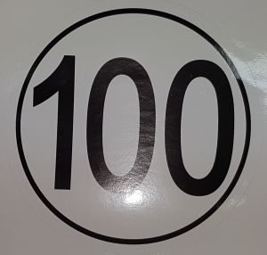 NAKLEJKA 100KM STANDARD