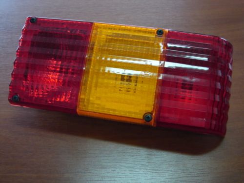 Światło trzy dzielne firmy JUKON.